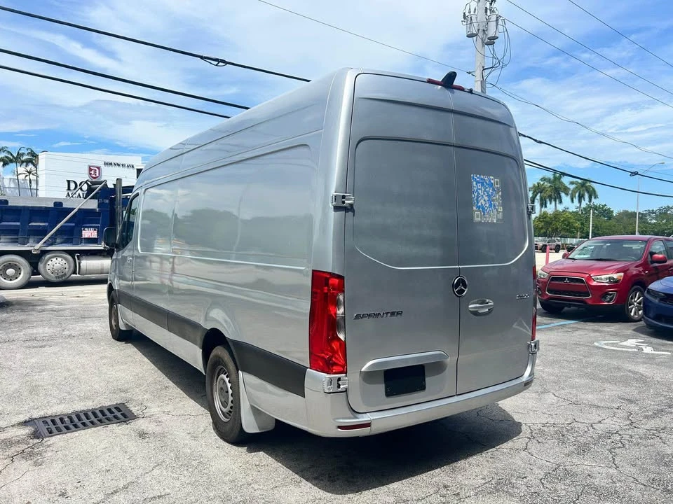 2019 Mercedes-Benz VS30 Sprinter - Image 4 of 7