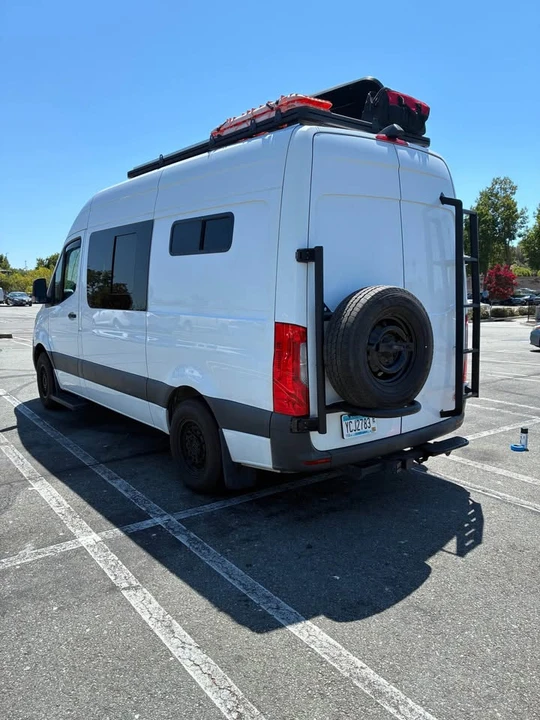 2019 Mercedes-Benz VS30 Sprinter - Image 2 of 2