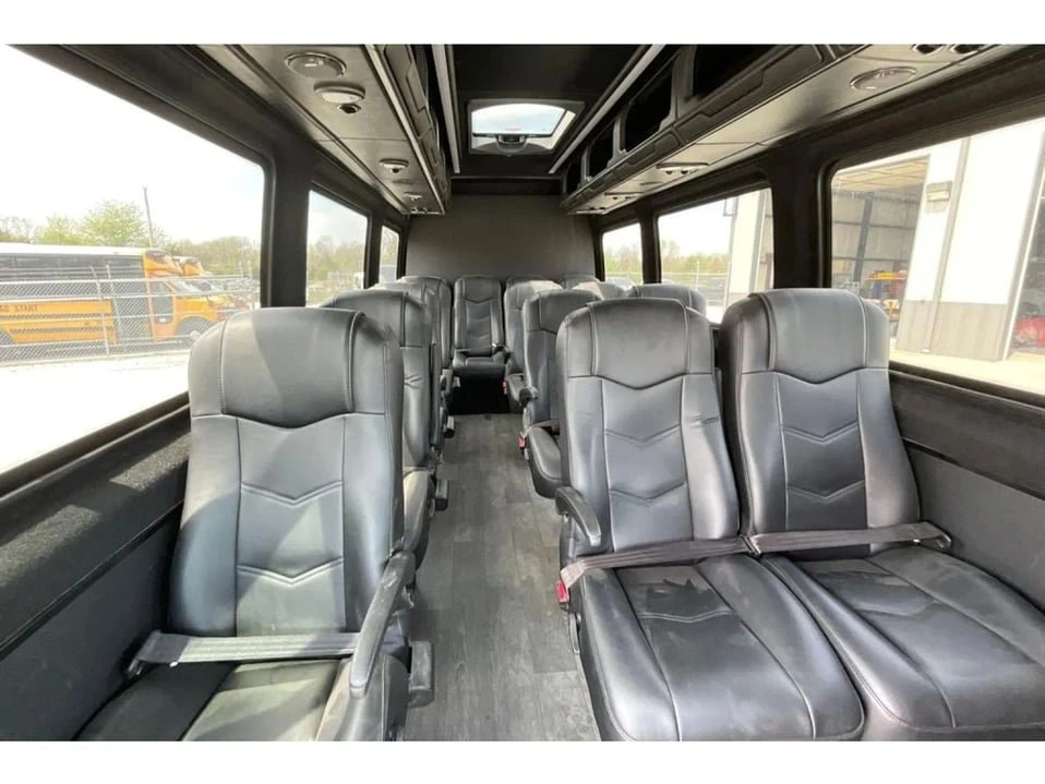 2019 Mercedes-Benz VS30 Sprinter - Image 9 of 17