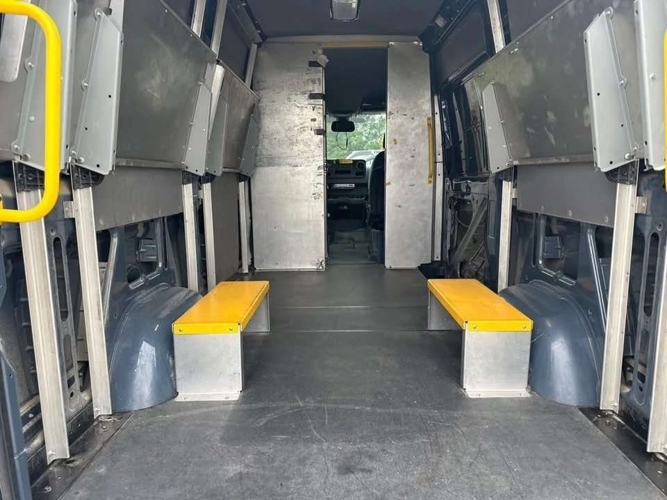 2019 Mercedes-Benz VS30 Sprinter - Image 10 of 10