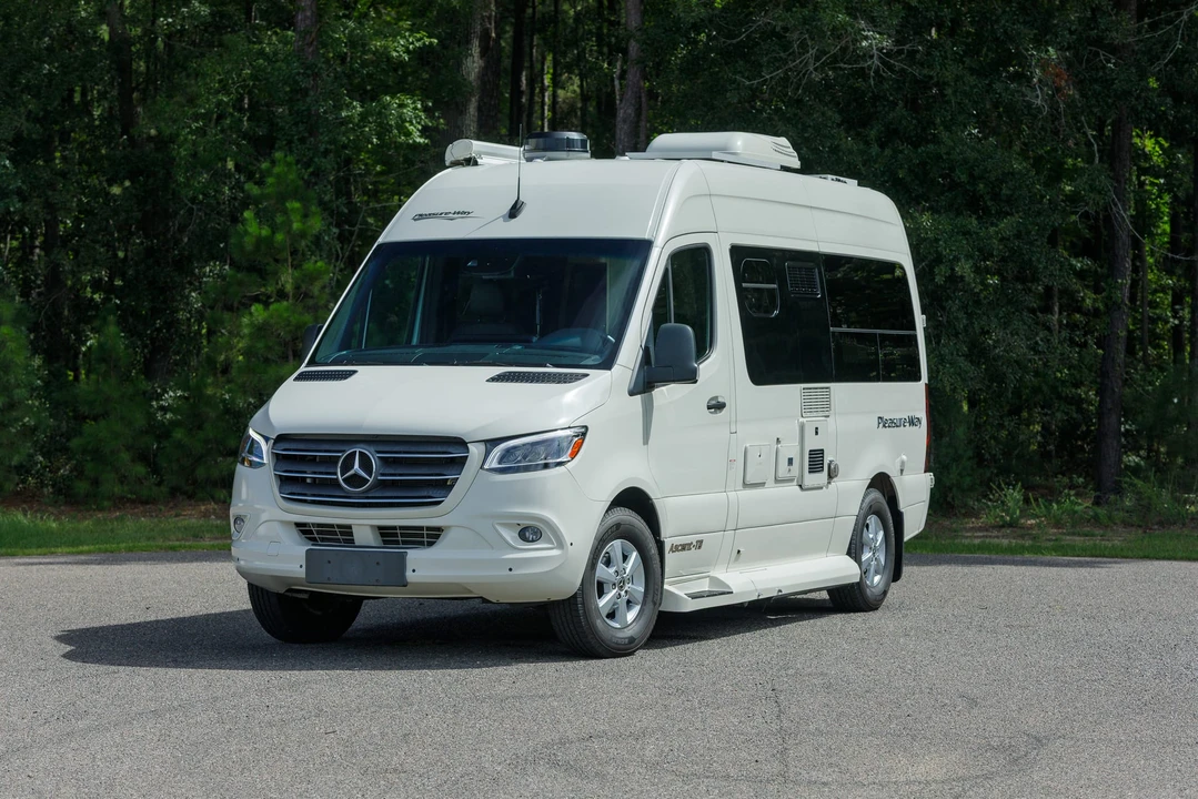 2019 Mercedes-Benz VS30 Sprinter - Image 4 of 31