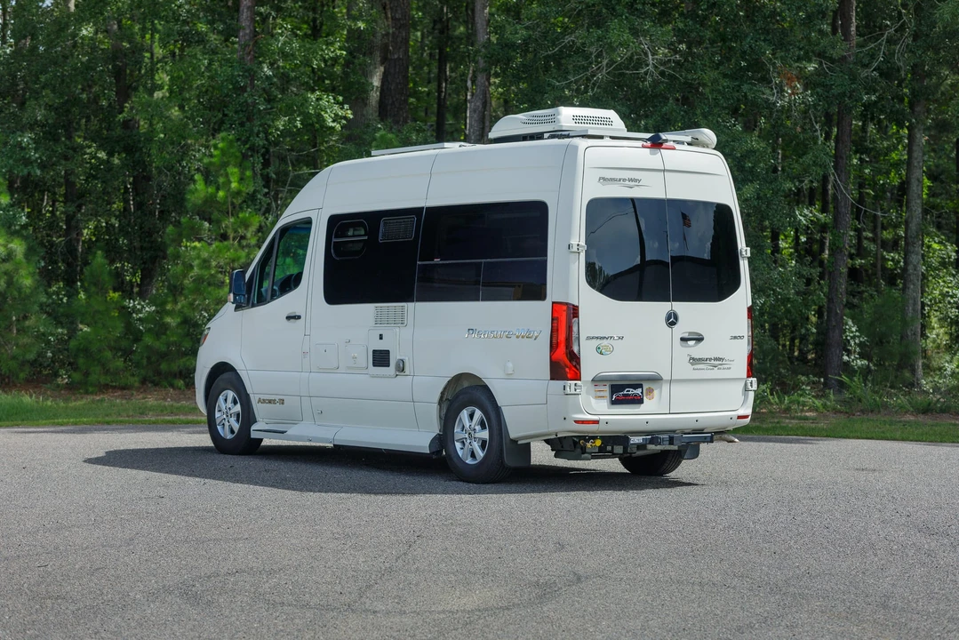 2019 Mercedes-Benz VS30 Sprinter - Image 18 of 31