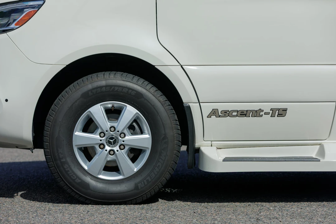 2019 Mercedes-Benz VS30 Sprinter - Image 24 of 31
