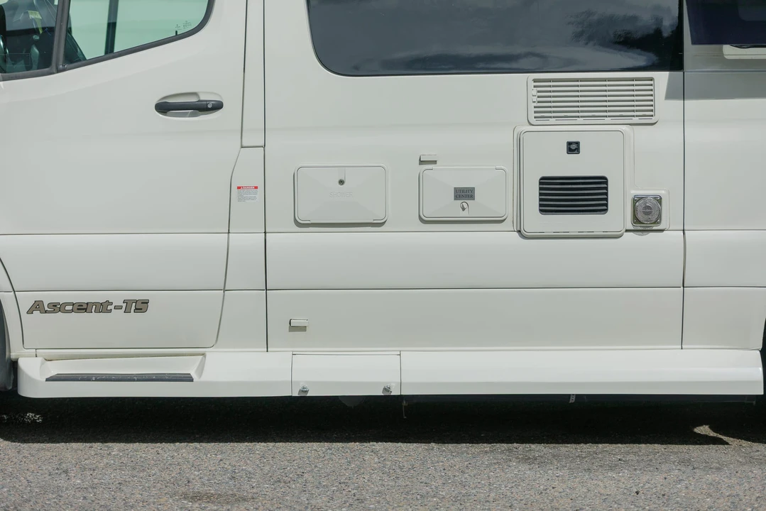 2019 Mercedes-Benz VS30 Sprinter - Image 27 of 31