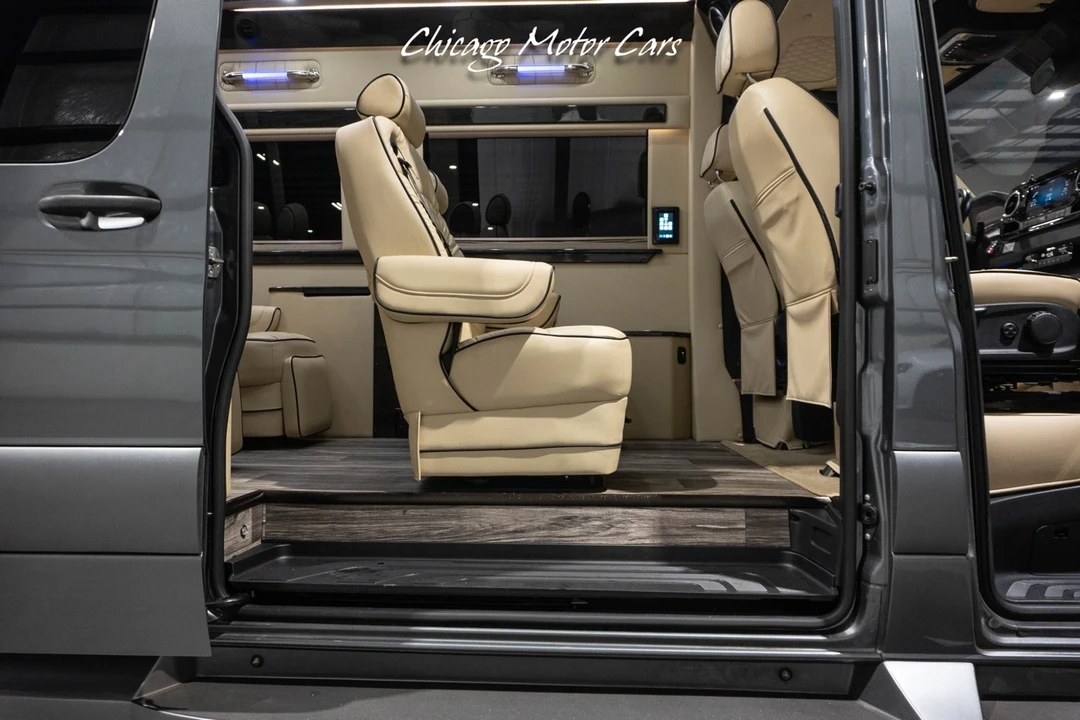 2019 Mercedes-Benz VS30 Sprinter - Image 17 of 21