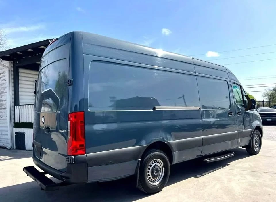 2019 Mercedes-Benz VS30 Sprinter - Image 4 of 10