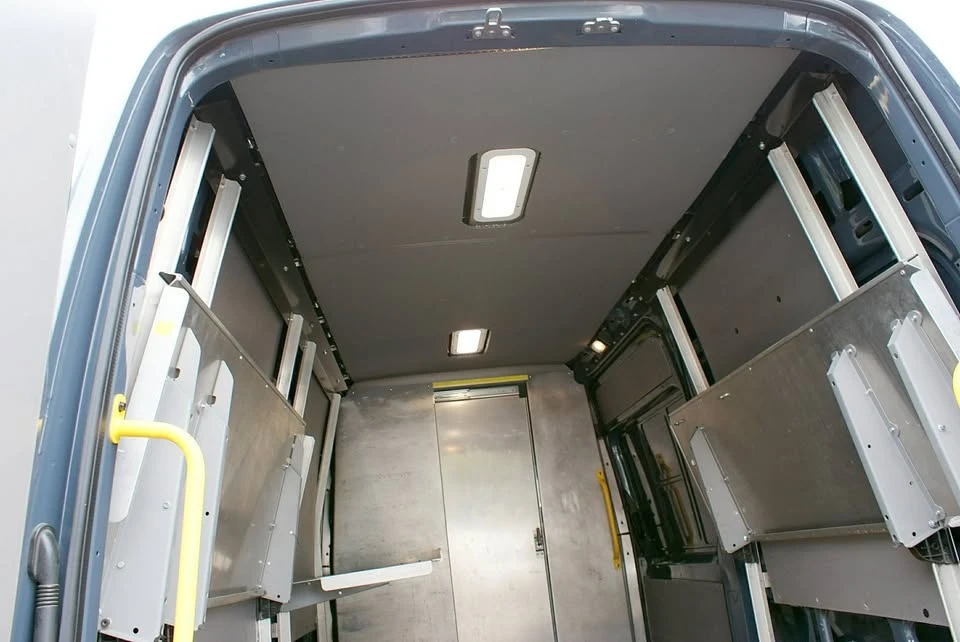 2019 Mercedes-Benz VS30 Sprinter - Image 19 of 20