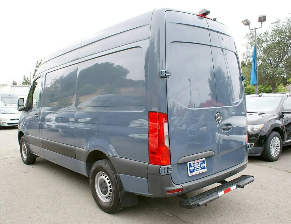 2019 Mercedes-Benz VS30 Sprinter - Image 9 of 20