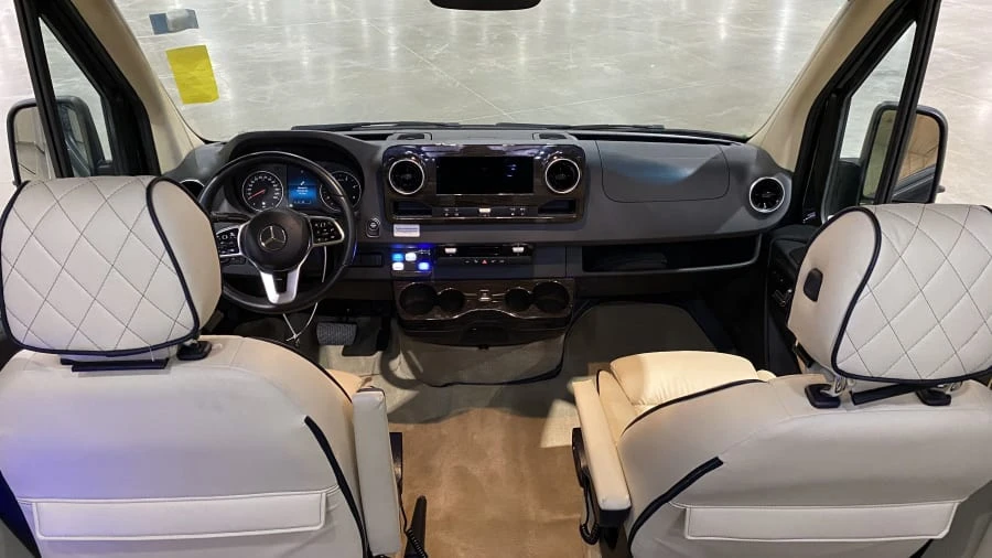 2019 Mercedes-Benz VS30 Sprinter - Image 6 of 20