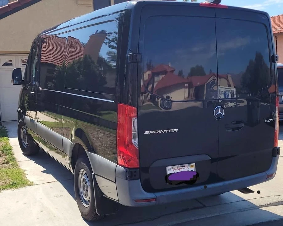 2019 Mercedes-Benz VS30 Sprinter - Image 2 of 9