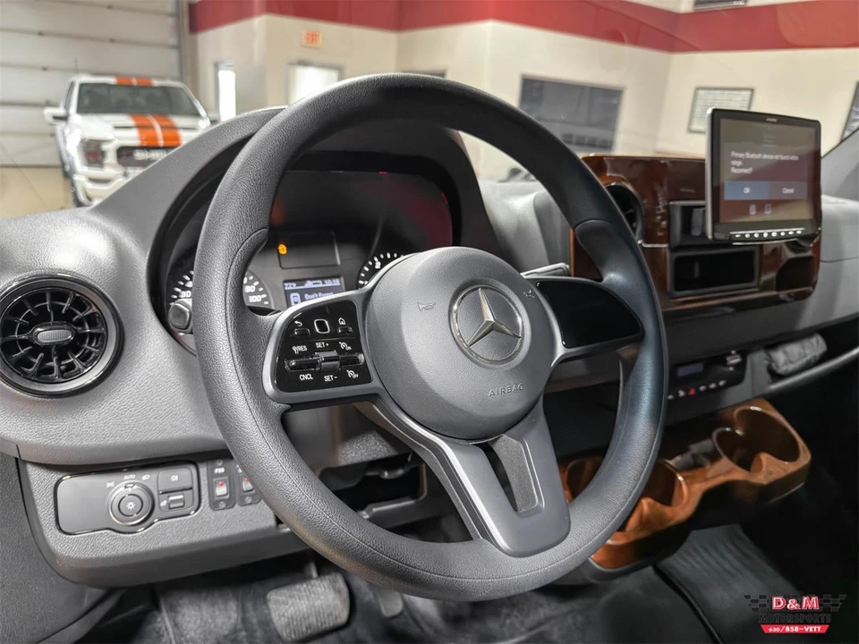 2019 Mercedes-Benz VS30 Sprinter - Image 14 of 31