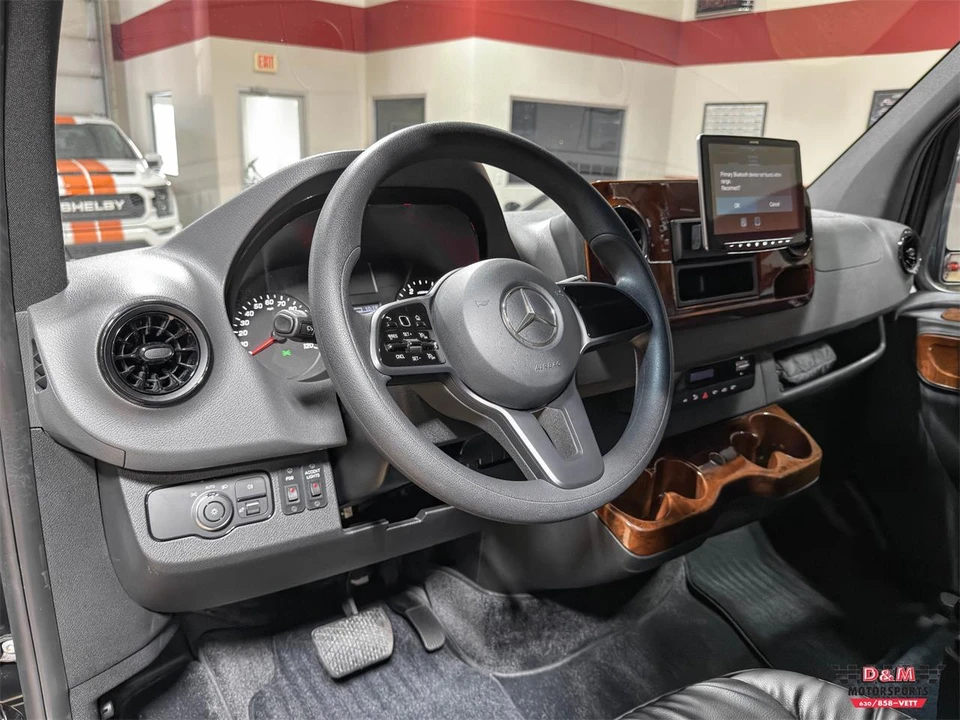 2019 Mercedes-Benz VS30 Sprinter - Image 10 of 31