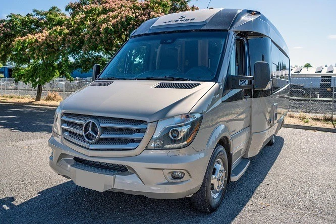 2019 Mercedes-Benz VS30 Sprinter - Image 2 of 13