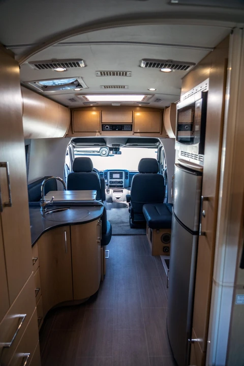 2019 Mercedes-Benz VS30 Sprinter - Image 9 of 14