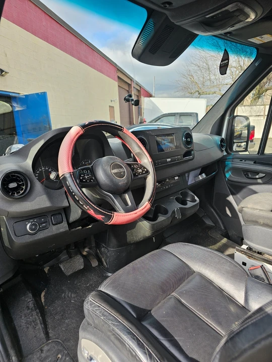 2019 Mercedes-Benz VS30 Sprinter - Image 13 of 15