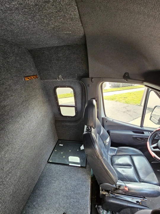2019 Mercedes-Benz VS30 Sprinter - Image 9 of 15