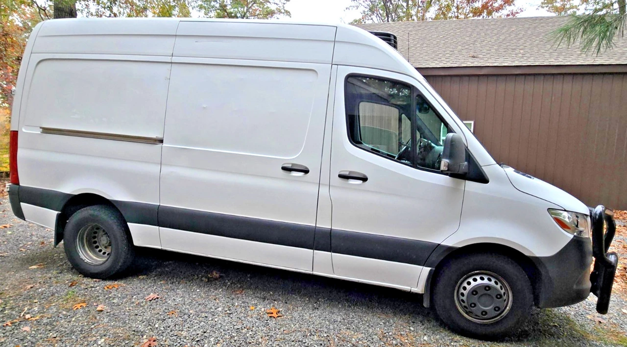 2019 Mercedes-Benz VS30 Sprinter - Image 9 of 21