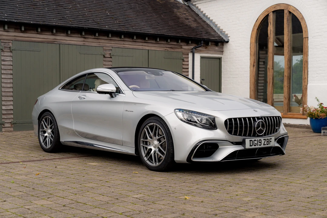 2019 Mercedes-Benz C217/A217 S 63 & S 65 AMG Coupe & Convertible - Image 3 of 31
