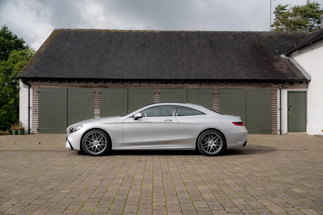 2019 Mercedes-Benz C217/A217 S 63 & S 65 AMG Coupe & Convertible - Image 16 of 31