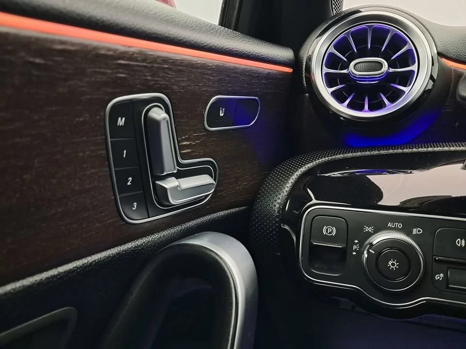 2019 Mercedes-Benz W177 A-Class - Image 13 of 18