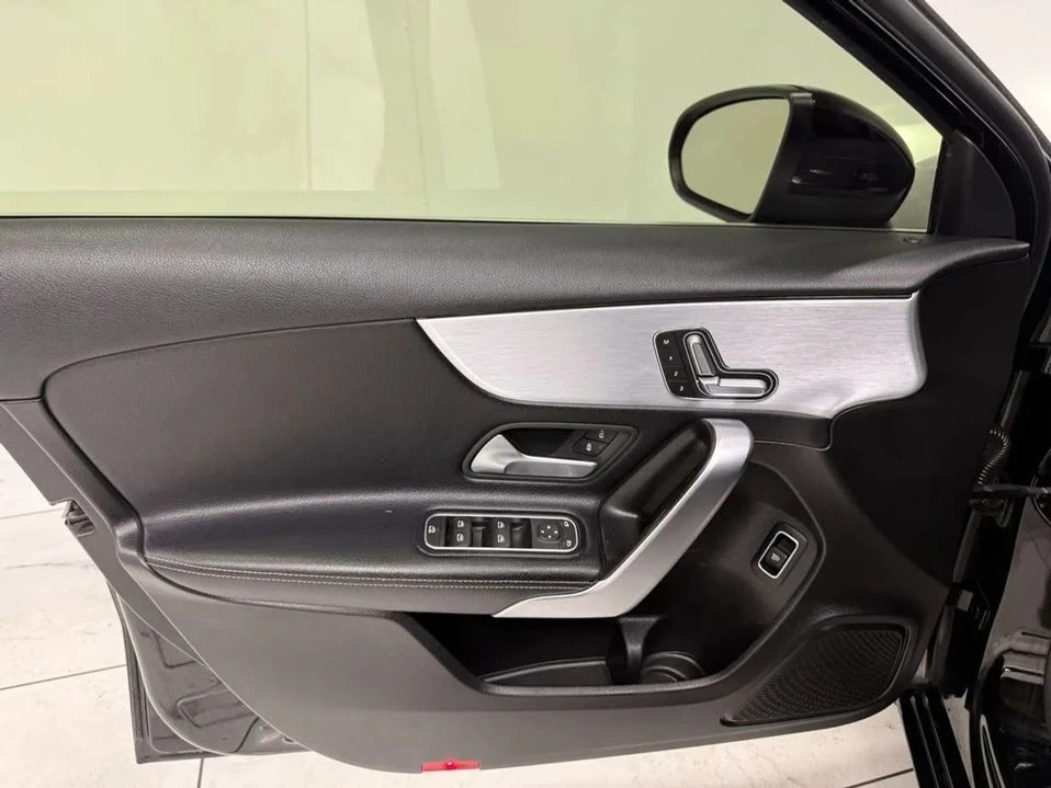 2019 Mercedes-Benz W177 A-Class - Image 9 of 19
