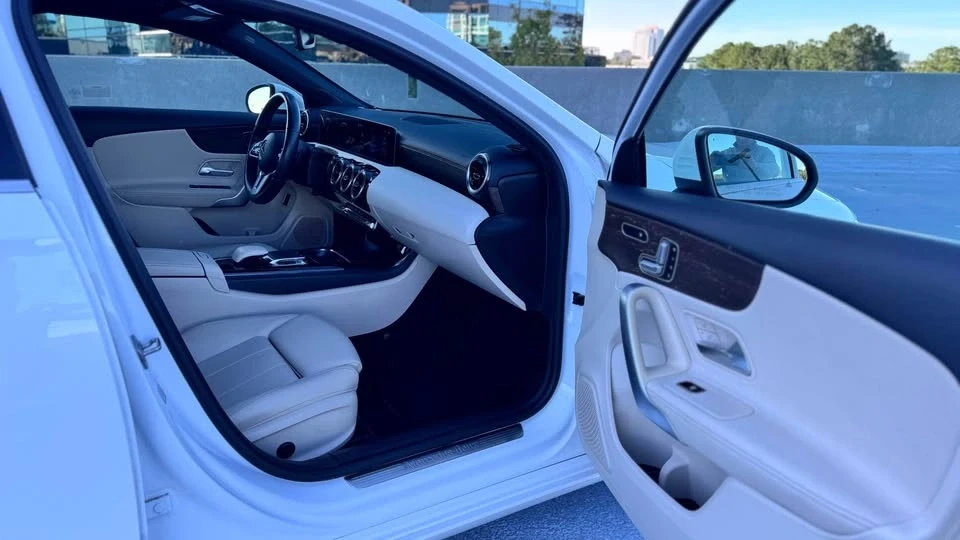 2019 Mercedes-Benz W177 A-Class - Image 12 of 17