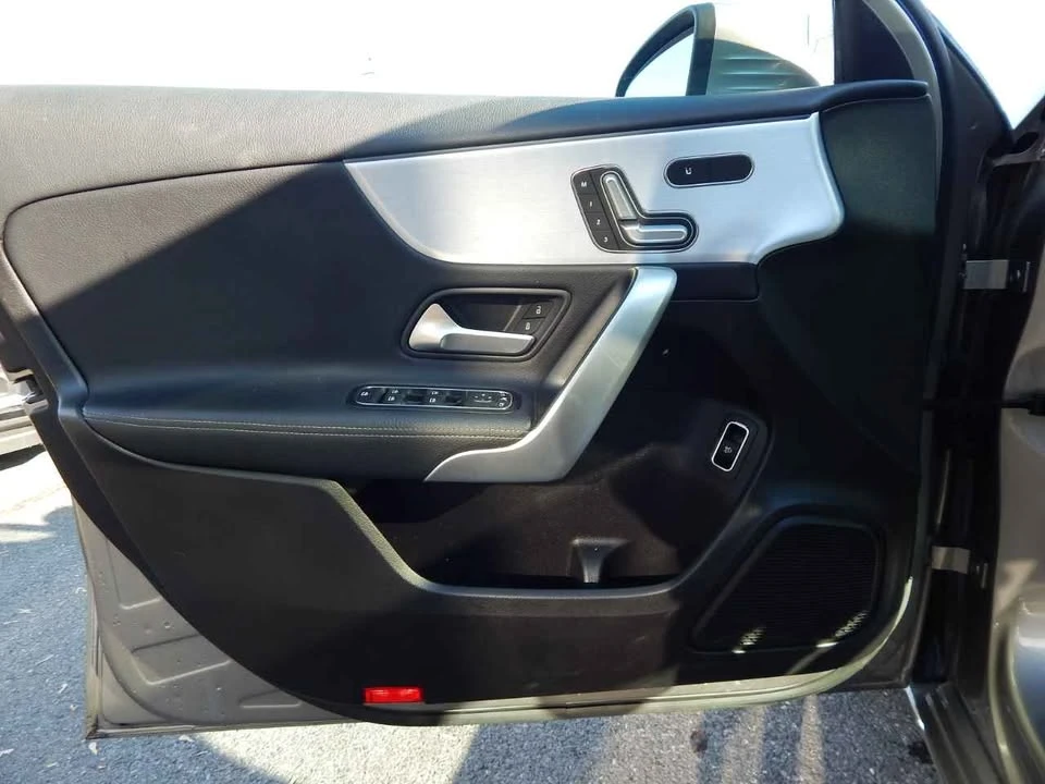 2019 Mercedes-Benz W177 A-Class - Image 10 of 18