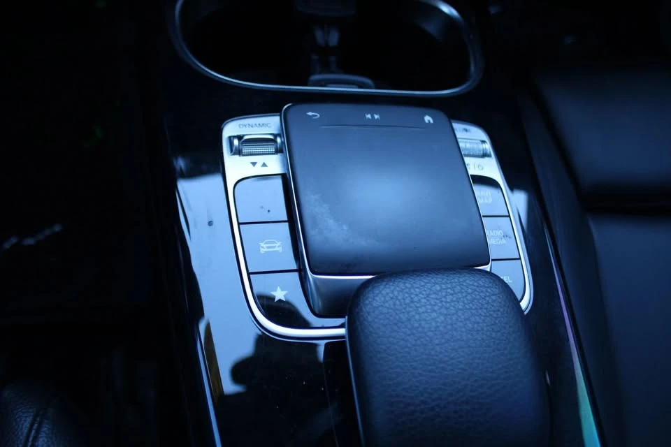 2019 Mercedes-Benz W177 A-Class - Image 12 of 20