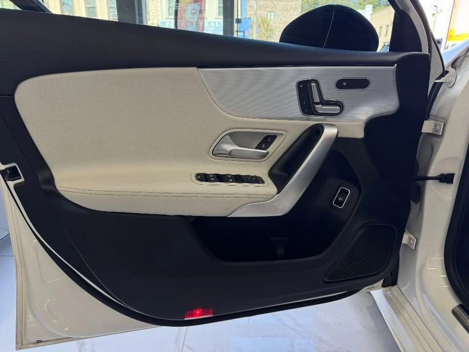 2019 Mercedes-Benz W177 A-Class - Image 7 of 17