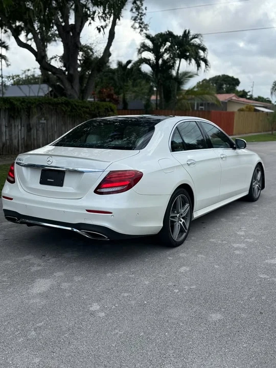 2019 Mercedes-Benz W213 E-Class - Image 3 of 9
