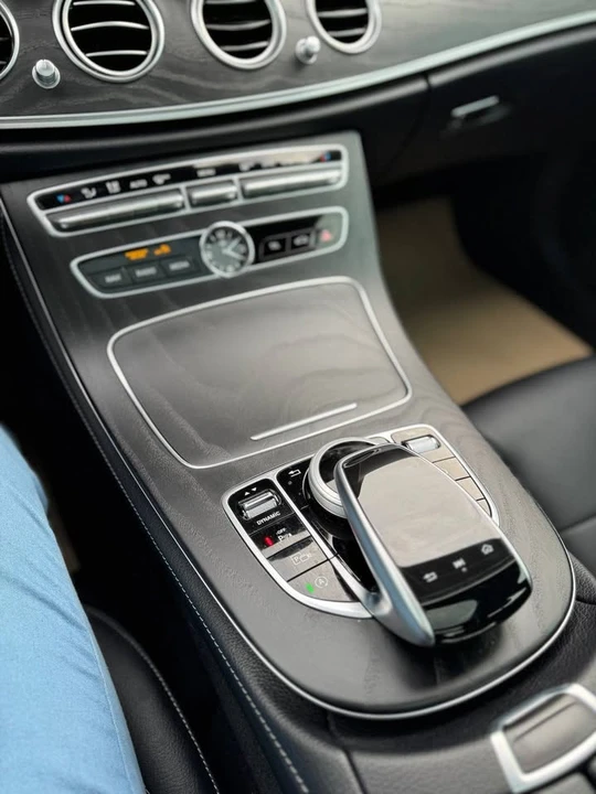 2019 Mercedes-Benz W213 E-Class - Image 9 of 14