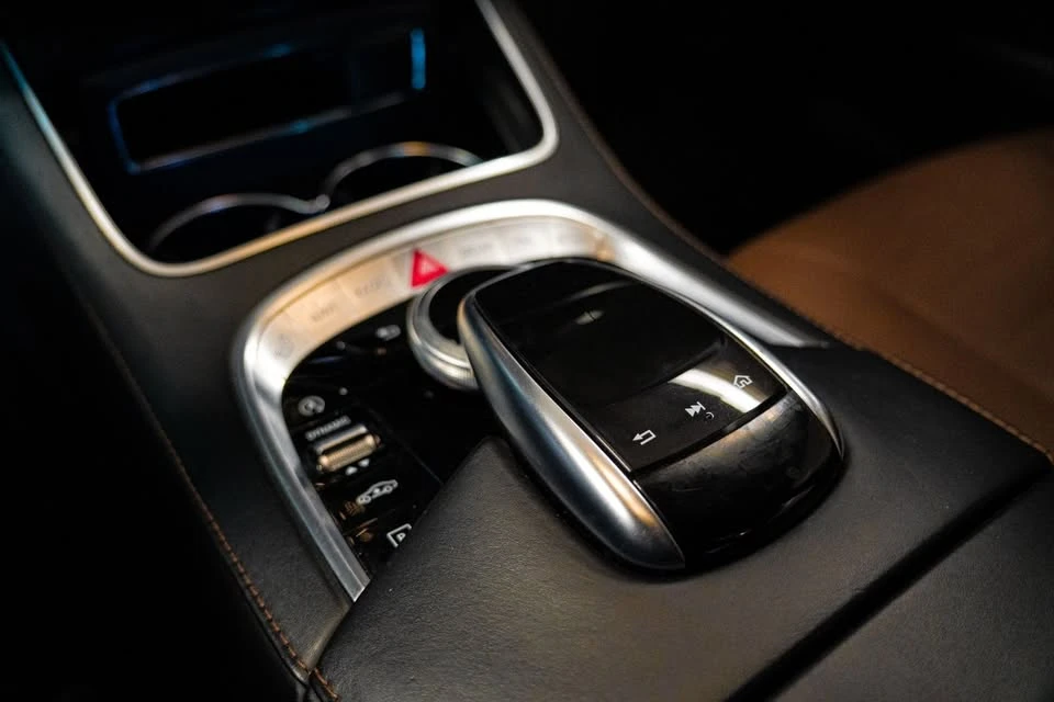 2019 Mercedes-Benz W222 S-Class - Image 14 of 18