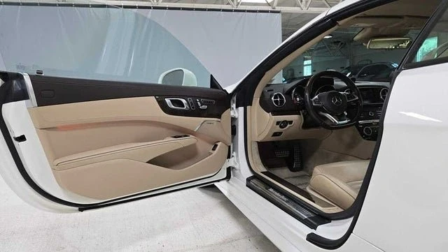 2019 Mercedes-Benz R231 SL-Class - Image 17 of 18