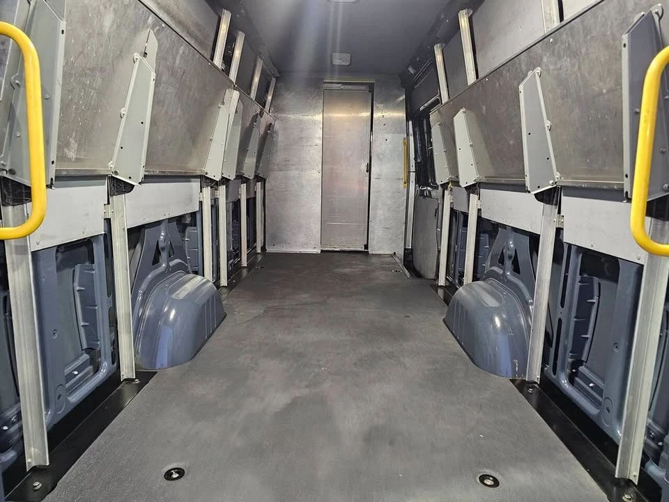 2019 Mercedes-Benz VS30 Sprinter - Image 14 of 20