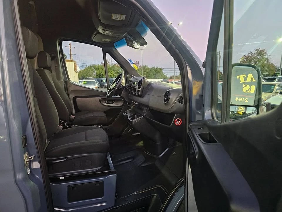 2019 Mercedes-Benz VS30 Sprinter - Image 19 of 20