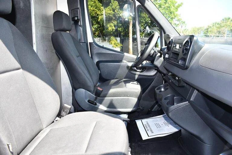 2019 Mercedes-Benz VS30 Sprinter - Image 11 of 12