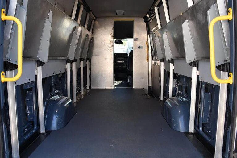 2019 Mercedes-Benz VS30 Sprinter - Image 9 of 12