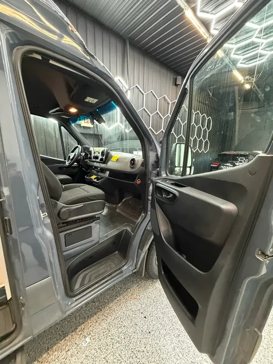 2019 Mercedes-Benz VS30 Sprinter - Image 8 of 12