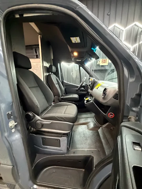 2019 Mercedes-Benz VS30 Sprinter - Image 9 of 12