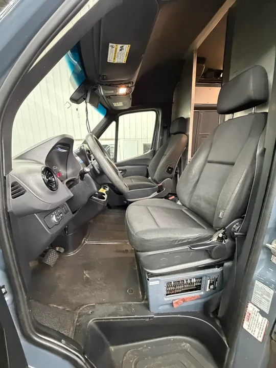 2019 Mercedes-Benz VS30 Sprinter - Image 11 of 12