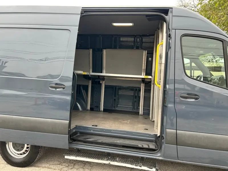 2019 Mercedes-Benz VS30 Sprinter - Image 12 of 16