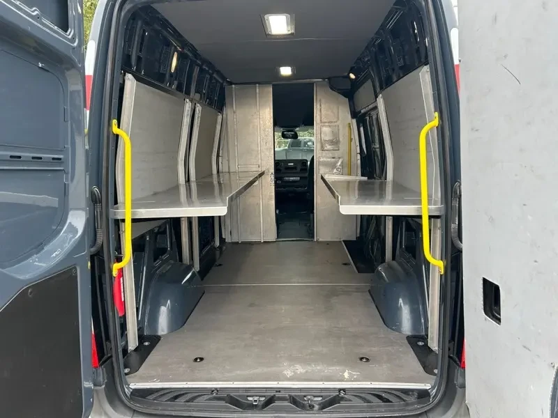 2019 Mercedes-Benz VS30 Sprinter - Image 13 of 16