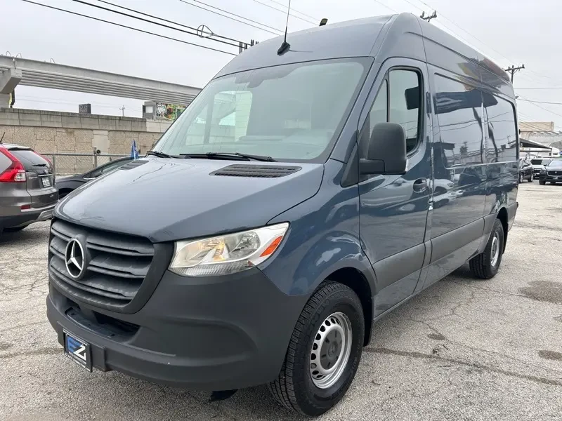 2019 Mercedes-Benz VS30 Sprinter - Image 3 of 16