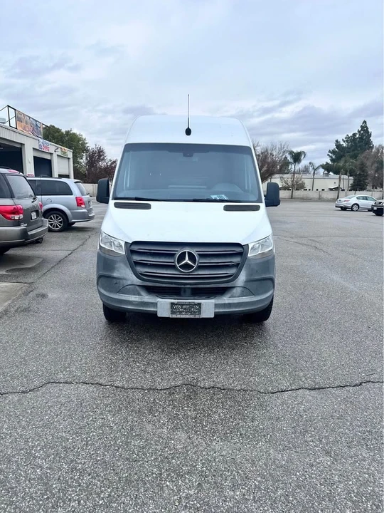 2019 Mercedes-Benz VS30 Sprinter - Image 2 of 6