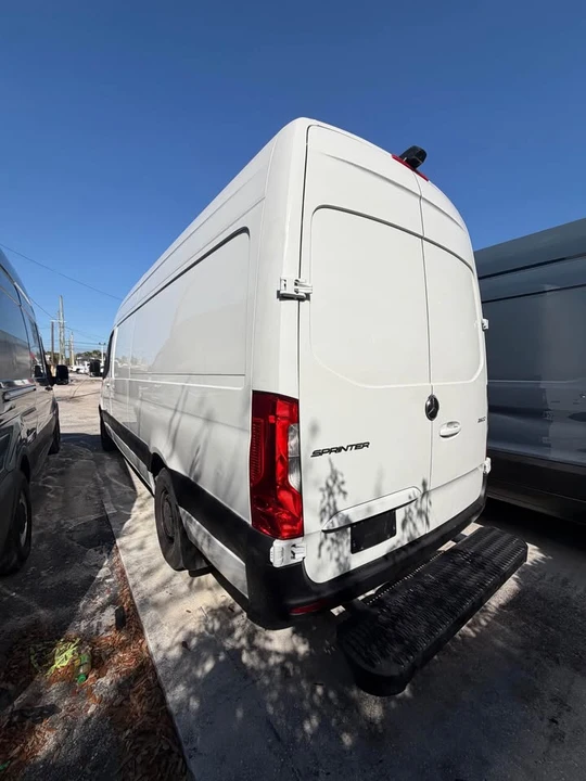 2019 Mercedes-Benz VS30 Sprinter - Image 13 of 15