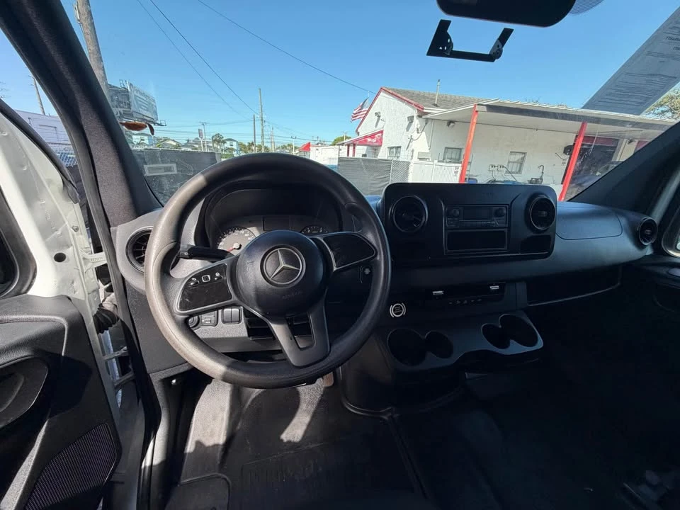 2019 Mercedes-Benz VS30 Sprinter - Image 6 of 15