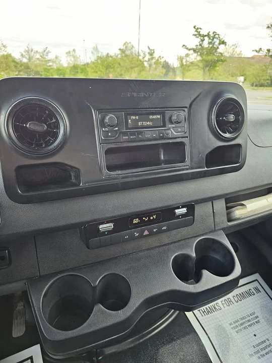 2019 Mercedes-Benz VS30 Sprinter - Image 17 of 20