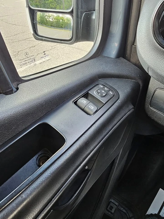 2019 Mercedes-Benz VS30 Sprinter - Image 19 of 20