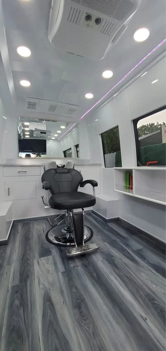 2019 Mercedes-Benz VS30 Sprinter - Image 4 of 8