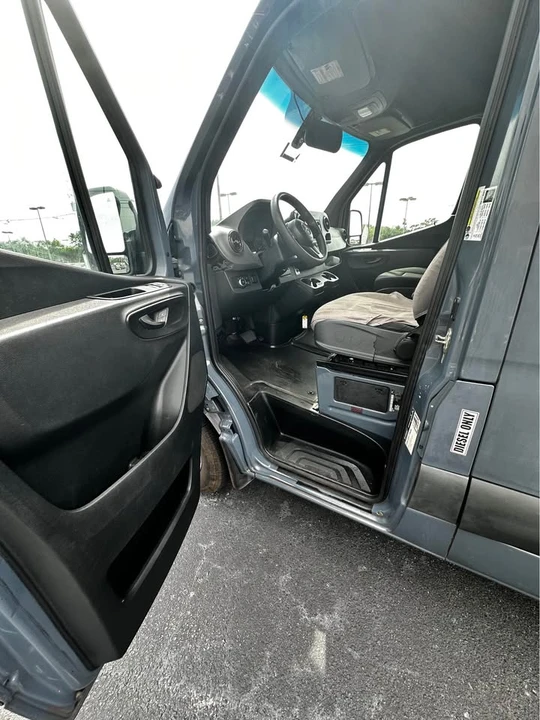 2019 Mercedes-Benz VS30 Sprinter - Image 5 of 14